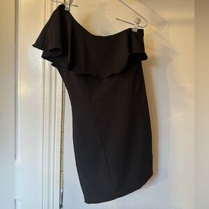 Elegant Black One-Shoulder Dress